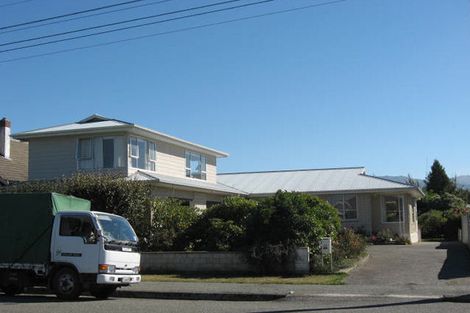 Photo of property in 52 Harris Street, Waimate, 7924