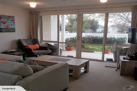 Photo of property in 2/100 Edinburgh Street, Pukekohe, 2120