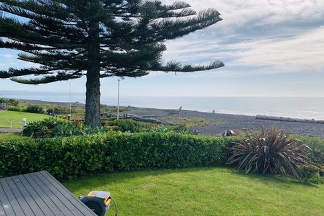 Photo of property in 17 Fannin Street, Bay View, Napier, 4104