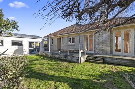 Photo of property in 12 Darley Street, Maeroa, Hamilton, 3200