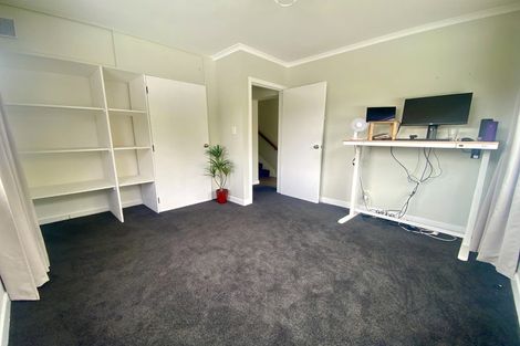 Photo of property in 7 Sealand Place, Mangere Bridge, Auckland, 2022