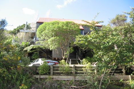 Photo of property in 15 Motuhoa Road, Tairua, 3508