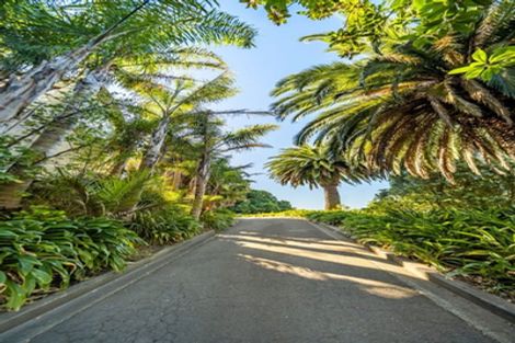 Photo of property in 360 Paremata Road, Whitby, Porirua, 5381