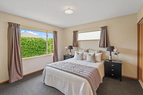 Photo of property in 1/104 Bassett Street, Burwood, Christchurch, 8083