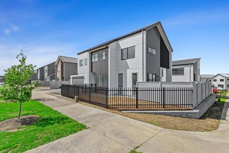 Photo of property in 24 Port Way, Rosehill, Papakura, 2113