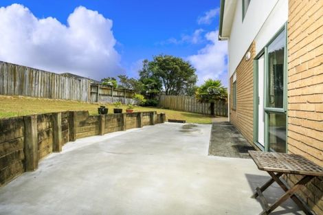 Photo of property in 50 Black Teal Close, Unsworth Heights, Auckland, 0632