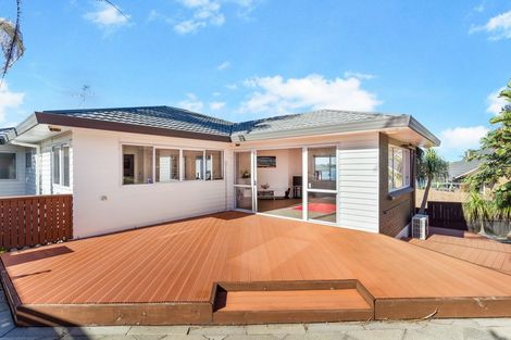 Photo of property in 8 Aztec Place, Conifer Grove, Takanini, 2112