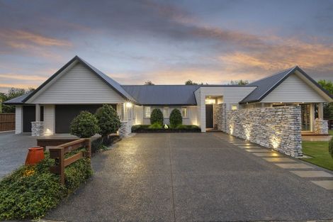 Photo of property in 97d Englefield Road, Northwood, Christchurch, 8051