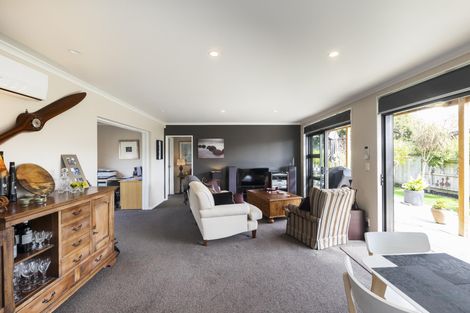 Photo of property in 9b Denbigh Place, Awapuni, Palmerston North, 4412