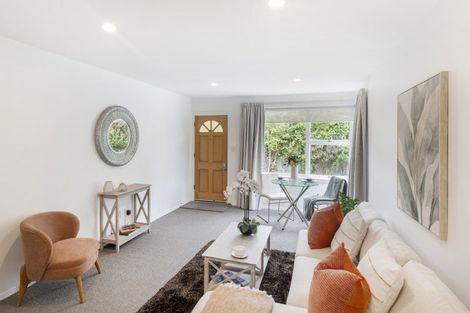 Photo of property in 2/5 Pitt Place, St Albans, Christchurch, 8014