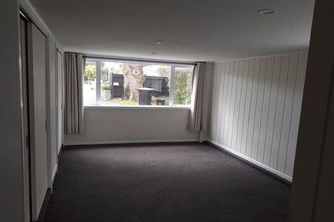 Photo of property in 6 Hughes Avenue, Hokowhitu, Palmerston North, 4410