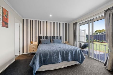 Photo of property in 444a Bower Avenue, Parklands, Christchurch, 8083