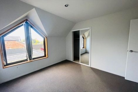 Photo of property in 2/70 Champion Street, Edgeware, Christchurch, 8013