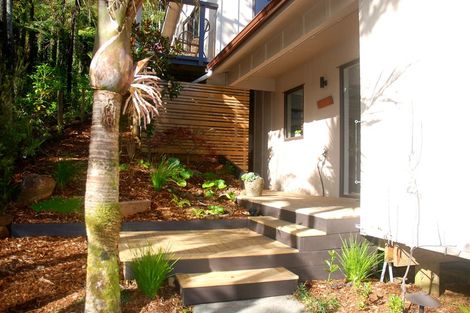 Photo of property in 45 Jonkers Road, Waitakere, Henderson, 0782