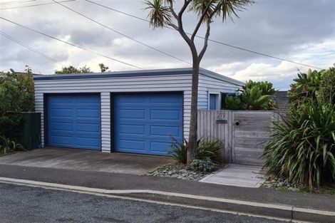 Photo of property in 25 Pinnacle Street, Seatoun, Wellington, 6022