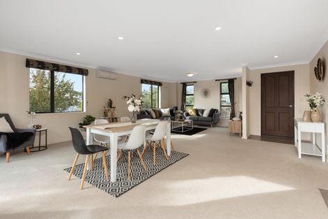 Photo of property in 31 Bateleur Close, Welcome Bay, Tauranga, 3112