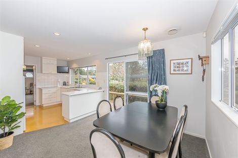 Photo of property in 2/26 Elliott Avenue, Bayview, Auckland, 0629