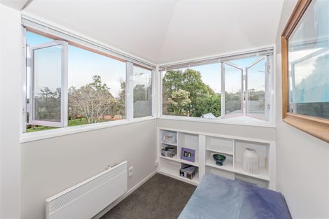 Photo of property in 2/26 Elliott Avenue, Bayview, Auckland, 0629