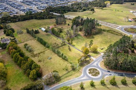 Photo of property in 1 Old Pine Valley Road, Dairy Flat, Silverdale, 0992