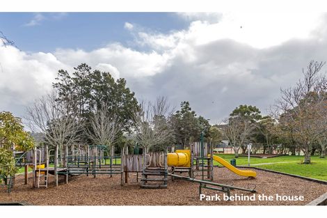 Photo of property in 2/26 Elliott Avenue, Bayview, Auckland, 0629