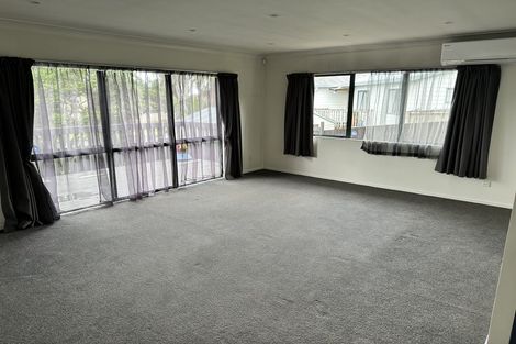 Photo of property in 41 Aspiring Avenue, Clover Park, Auckland, 2019