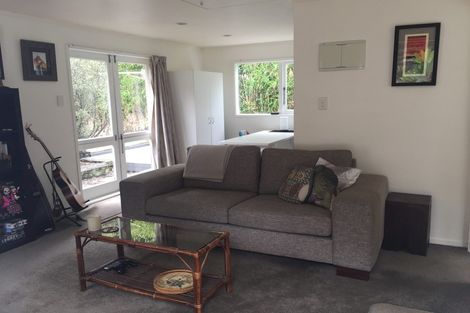 Photo of property in 6a Channel View Road, Campbells Bay, Auckland, 0630