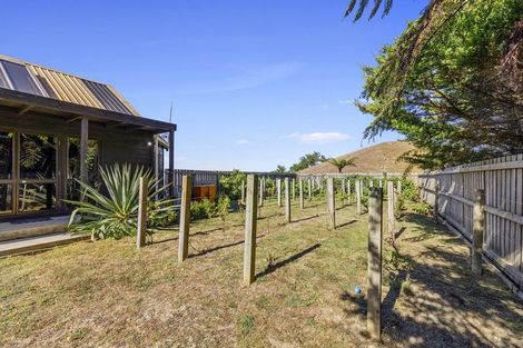 Photo of property in 95 Sweetacres Drive, Belmont, Lower Hutt, 5010