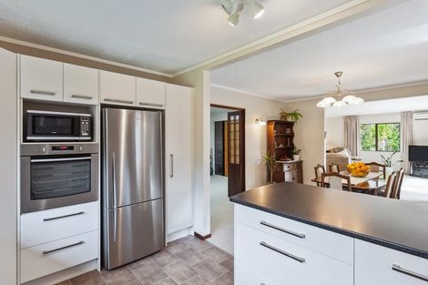 Photo of property in 15 Windsor Avenue, Waikanae, 5036