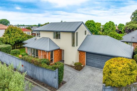 Photo of property in 4 Rosefield Lane, Northcote, Christchurch, 8052