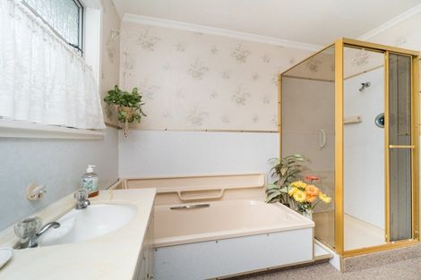 Photo of property in 21 Gloucester Street, Takaro, Palmerston North, 4412