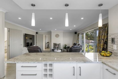 Photo of property in 34 Arahiwi Grove, Tirohanga, Lower Hutt, 5010