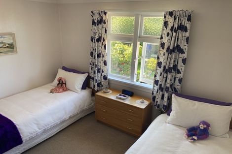 Photo of property in 16 Lisburn Avenue, Caversham, Dunedin, 9012