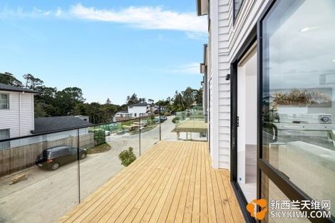 Photo of property in 24 Maika Lane, Birkenhead, Auckland, 0626