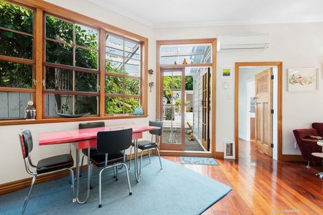 Photo of property in 12 Manley Terrace, Newtown, Wellington, 6021