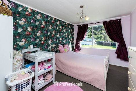 Photo of property in 2/6 Indiana Grove, Totara Park, Upper Hutt, 5018