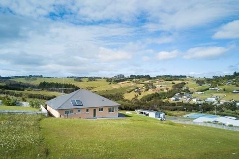 Photo of property in 10 Freyja Crescent, Coopers Beach, 0420