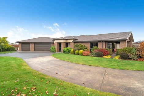 Photo of property in 24 Carrington Drive, Carterton, 5713