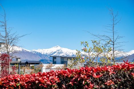 Photo of property in 4 Sunnyside Lane, Wanaka, 9305
