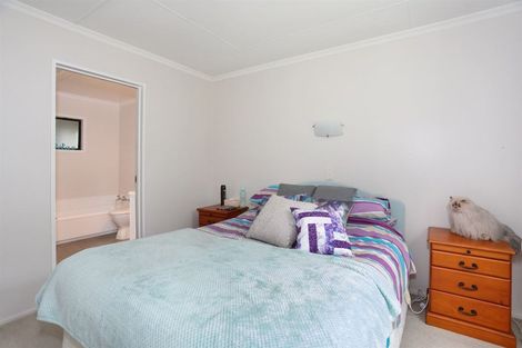 Photo of property in 21 Raumai Road, Bulls, 4894