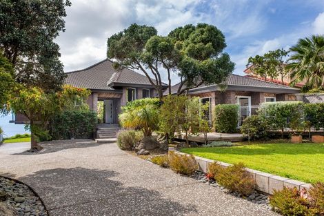 Photo of property in 6 Sharon Road, Waiake, Auckland, 0630