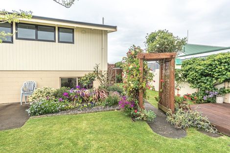 Photo of property in 30 Karamu Street, Tawhero, Whanganui, 4501