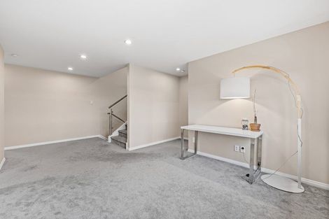 Photo of property in 11 Matisse Drive, West Harbour, Auckland, 0618