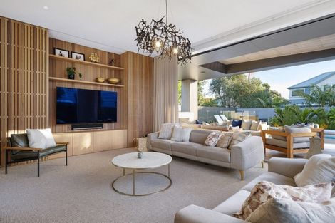 Photo of property in 98 Muricata Avenue, Mount Maunganui, 3116