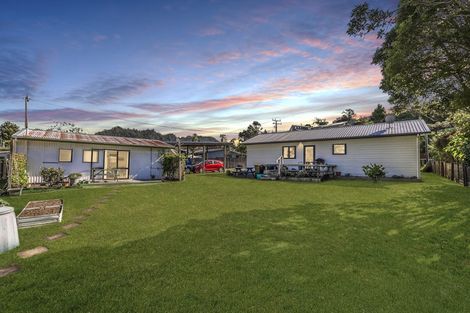Photo of property in 5 Ocean Beach Road, Tairua, 3508
