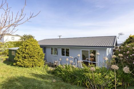 Photo of property in 9 Kotare Street, Waikanae, 5036