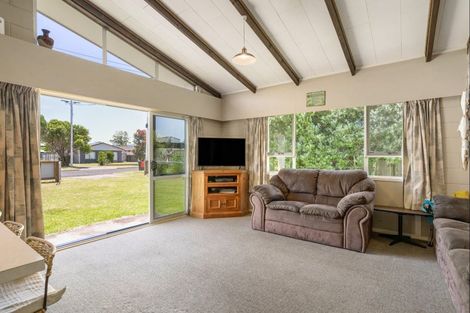 Photo of property in 108 Linton Crescent, Whangamata, 3620