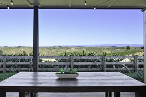 Photo of property in 69a Pirau Road, Fernhill, Napier, 4183