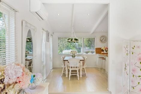 Photo of property in 2 Manaia Place, Mairangi Bay, Auckland, 0630