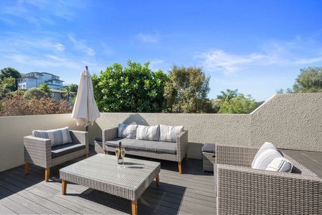 Photo of property in 5/19 Langana Avenue, Browns Bay, Auckland, 0630