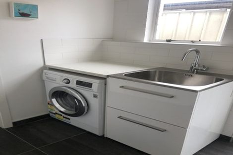 Photo of property in 2/38 Clare Road, St Albans, Christchurch, 8014